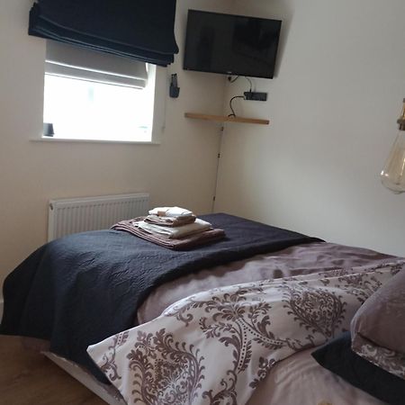 Bed and Breakfast Upstairs At Pebble Point Hornsea Exterior foto
